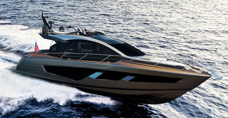 Flybridge Yachts A Commanding View